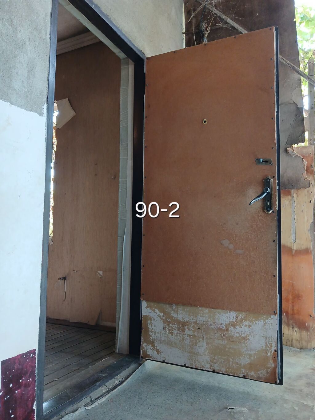 Seyf qapı yaxşı vəziyyətdə hövsandadır real alıcılar əlaqə saxlasın — Pəncərələr, qapılar, balkonlar, Bakı (2)