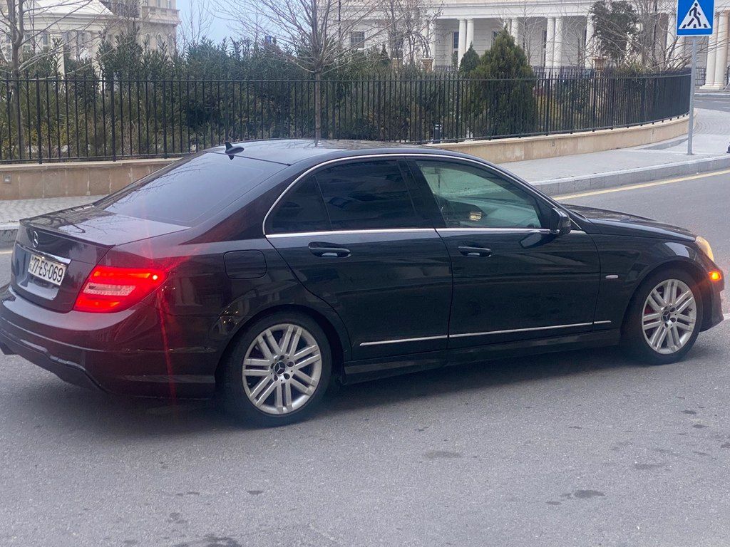 Mercedes C 250, 1.8 L, 2012 il, 290 000 km — Avtomobillər, Bakı (4)