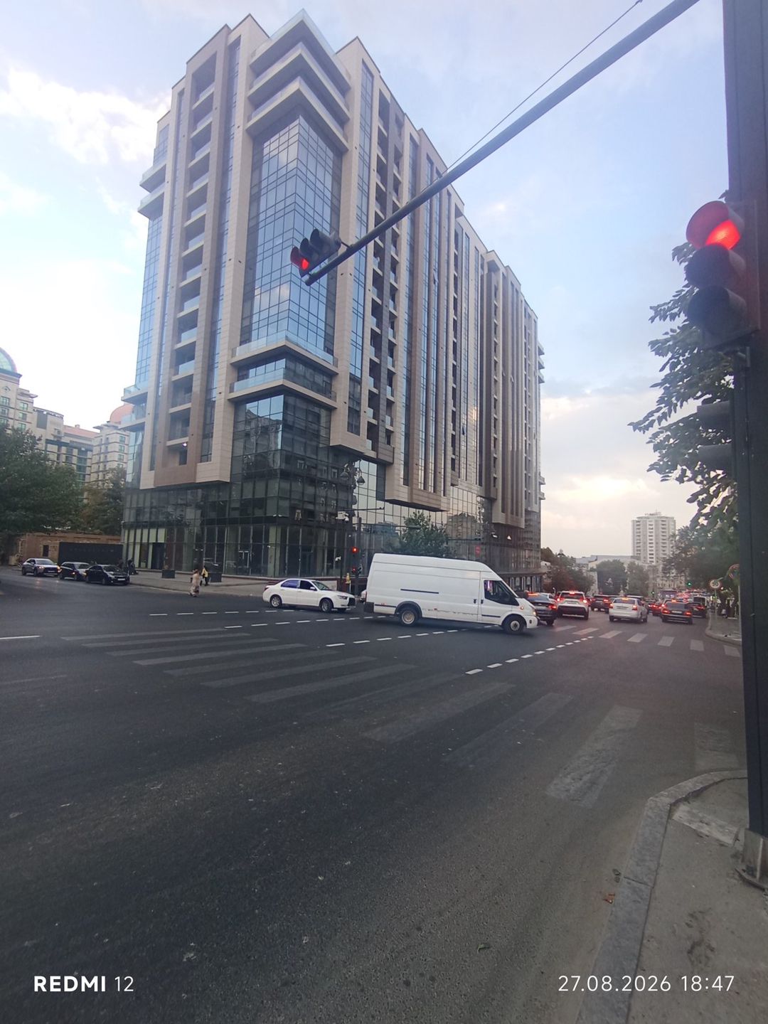 İcarəyə verilir 3 otaqlı yeni tikili 110 m² — Mənzil, Bakı (2)