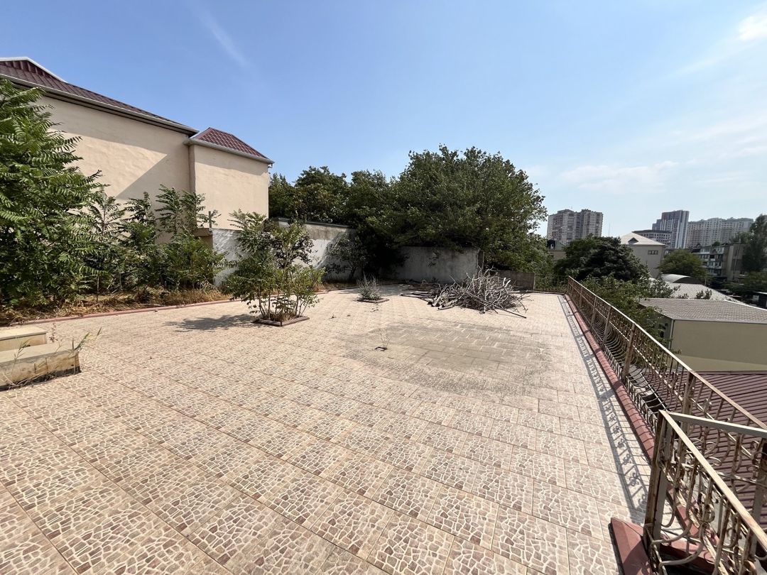 Satılır 6 otaqlı həyət evi/bağ evi 450 m² — Ev, villa, Bakı (4)