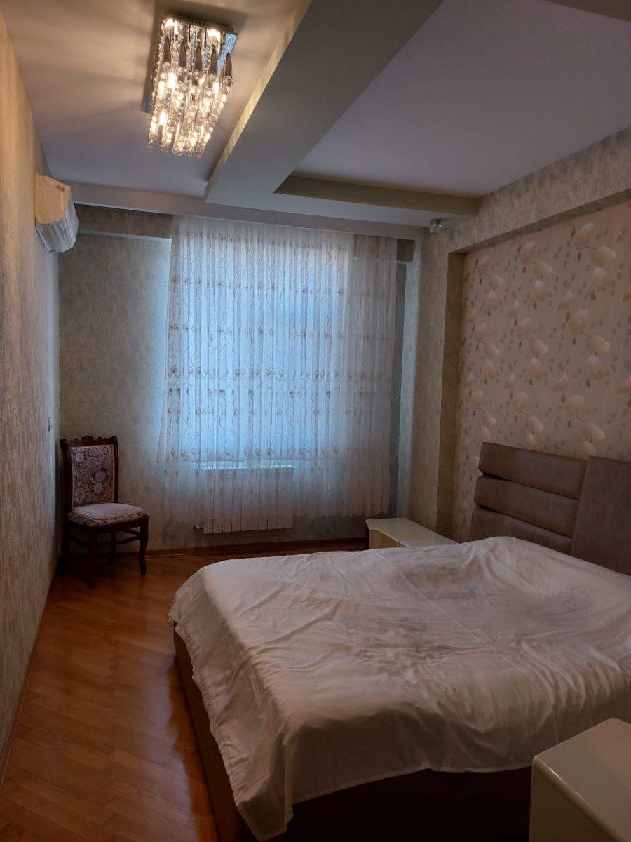 İcarəyə verilir 4 otaqlı yeni tikili 175 m² — Mənzil, Bakı (5)