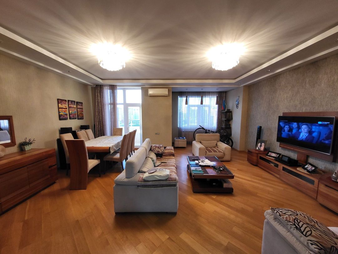 Satılır 4 otaqlı yeni tikili 164 m² — Mənzil, Bakı (8)