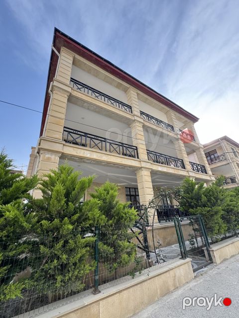 Satılır 2 otaqlı yeni tikili 53 m²