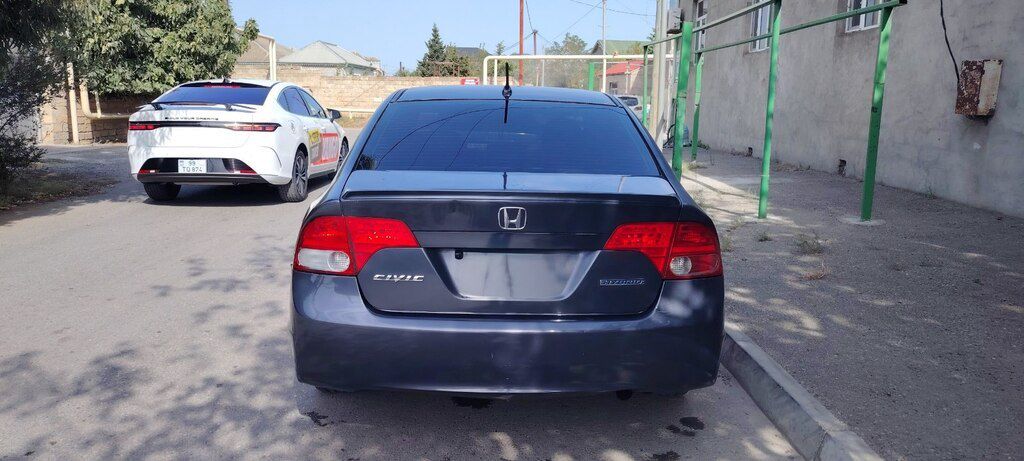 Honda Civic, 1.3 L, 0.9 kWh, 2008 il, 399 999 km — Avtomobillər, Bakı (2)