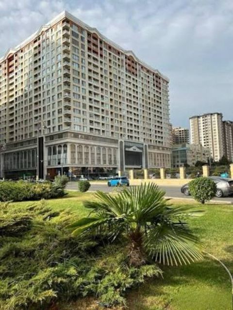 Satılır 2 otaqlı yeni tikili 72 m² — Bakı