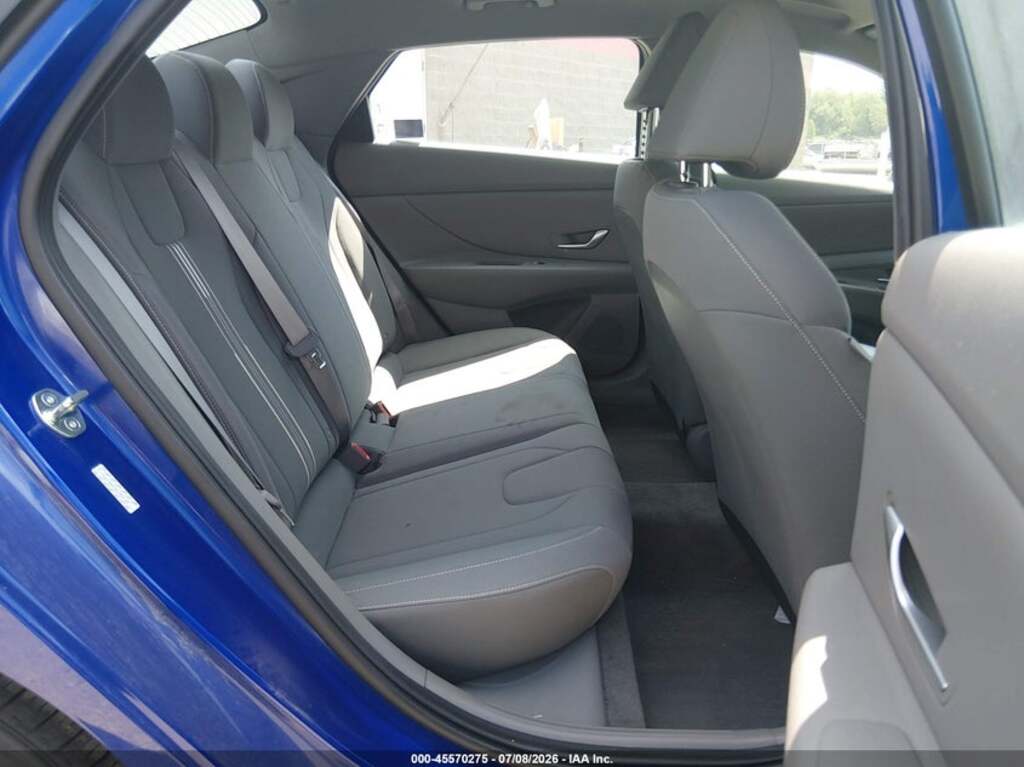 Hyundai Elantra, 2.0 L, 2023 il, 64 709 km — Avtomobillər (9)