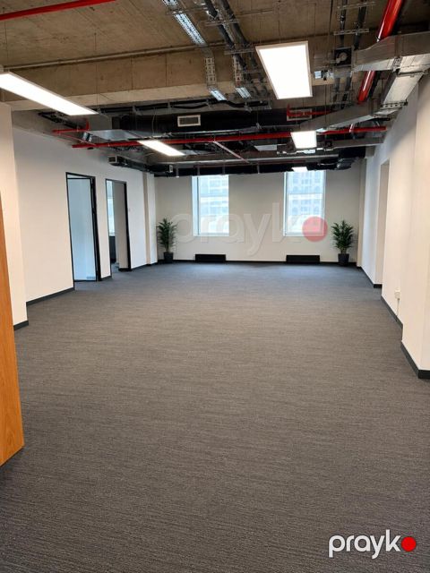 İcarəyə verilir 5 otaqlı ofis 210 m²