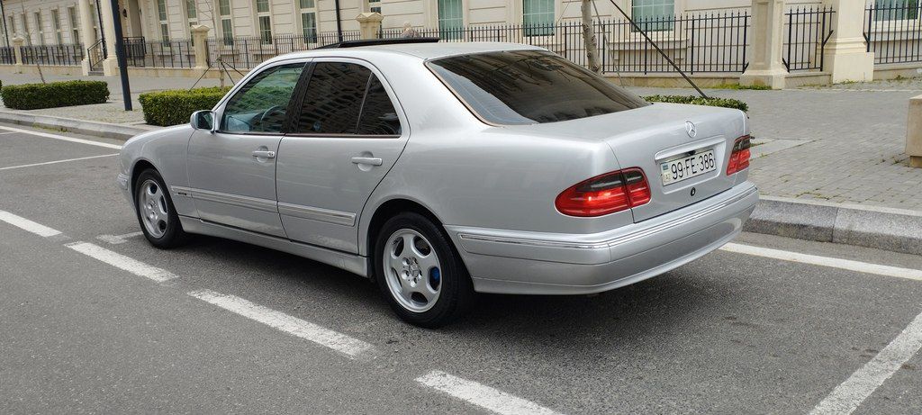 Mercedes E 270, 2.7 L, 1999 il, 384 000 km — Avtomobillər, Bakı (5)