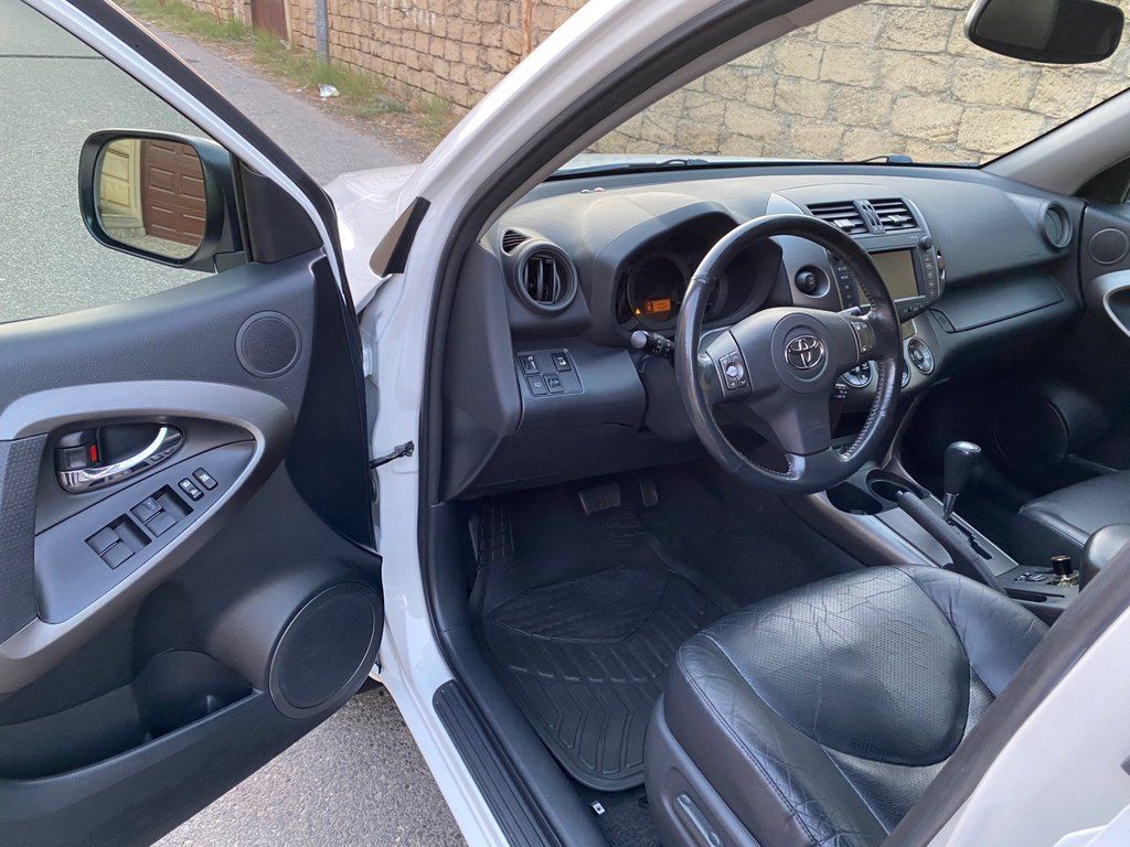Toyota RAV4, 2.4 L, 2010 il, 77 000 km — Avtomobillər, Bakı (9)