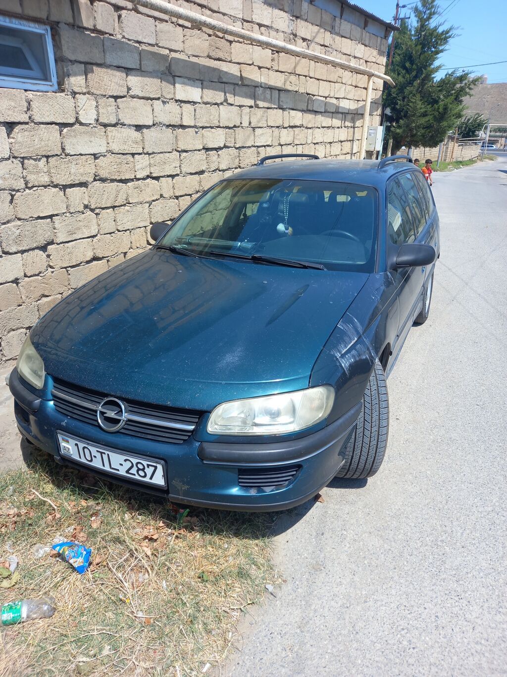 Opel Omega: 2 l 1996 il Universal — Avtomobillər, Masazır