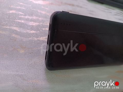 Portativ xarici adapterlə işləyən mini səs gücləndirici/kolonka — Qusar