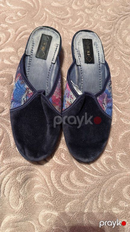 Ev ayaqqabısı — Bakı