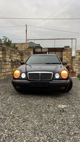 Mercedes E 230, 2.3 L, 1997 il, 369 000 km — Otomobil