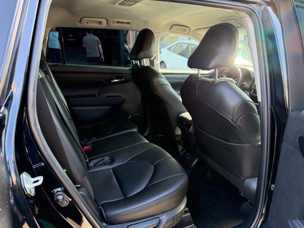 Toyota Highlander, 2.4 L, 2023 il, 76 000 km — Avtomobillər, Bakı (8)