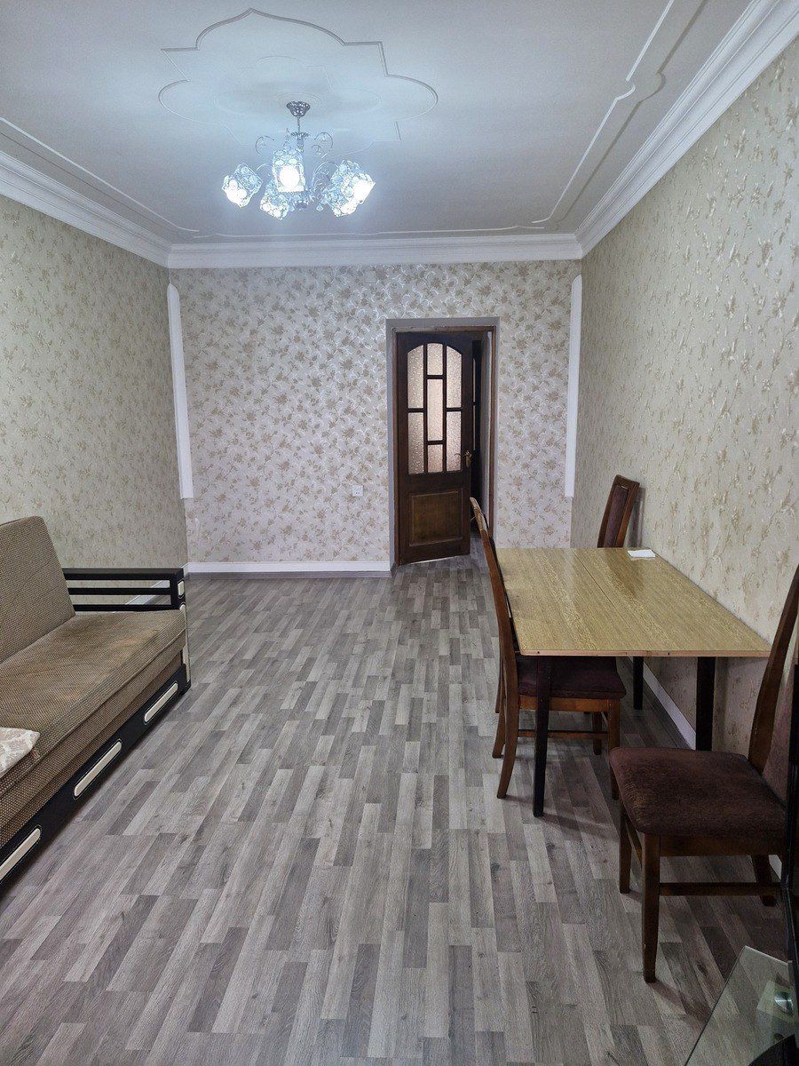 Satılır 3 otaqlı köhnə tikili 70 m² — Mənzil, Bakı (2)