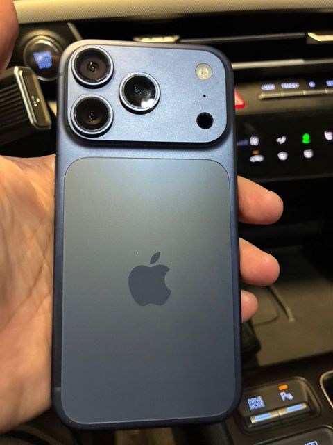 Apple iPhone 17 Pro Deep Blue 256GB/12GB — Bakı