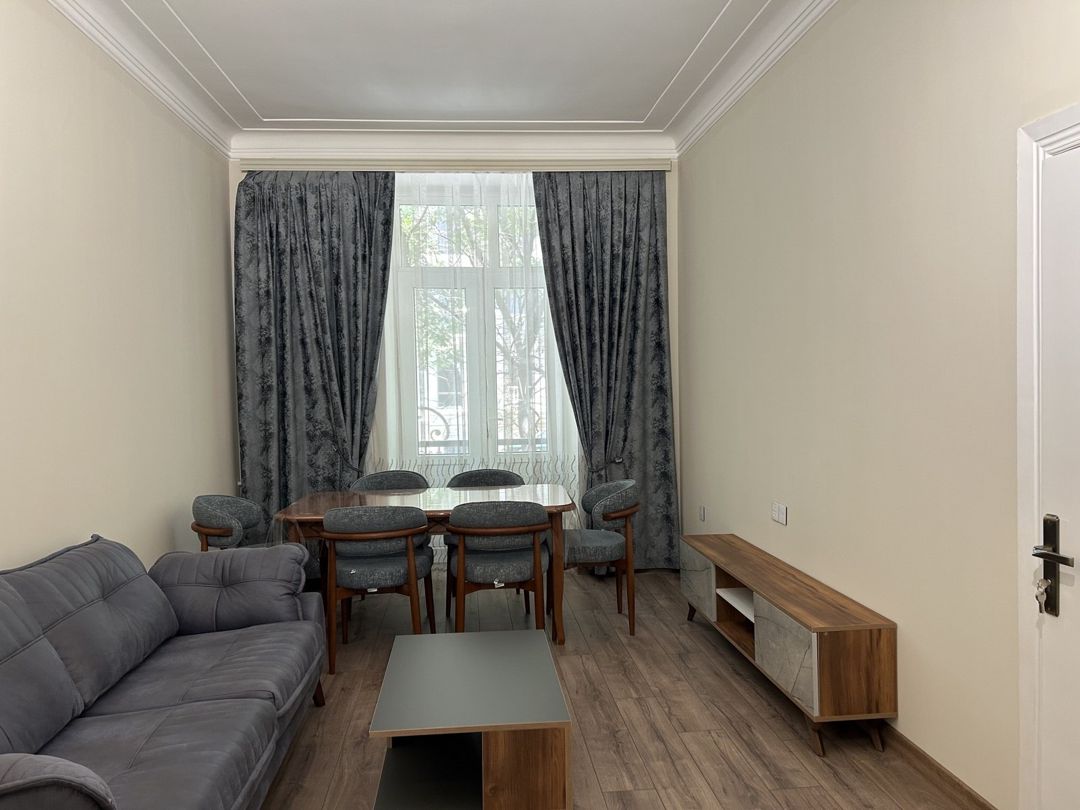 İcarəyə verilir 4 otaqlı köhnə tikili 100 m² — Mənzil, Bakı (6)