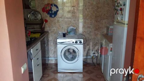 Satılır 5 otaqlı köhnə tikili 115 m²