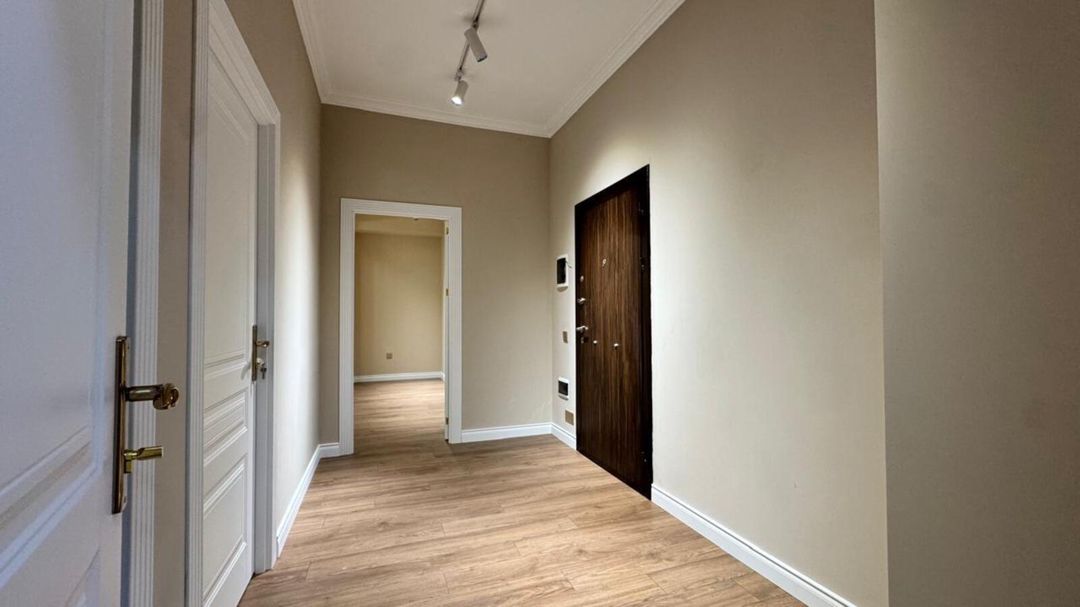 Satılır 2 otaqlı yeni tikili 77 m² — Mənzil, Bakı (7)