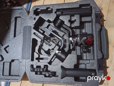 DJI Ronin-SC 3 oxlu kamera stabilizatoru Məhsulun təsviri: - Yüngül — Şəmkir