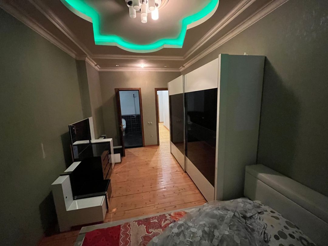 İcarəyə verilir 3 otaqlı yeni tikili 130 m² — Mənzil, Bakı (5)