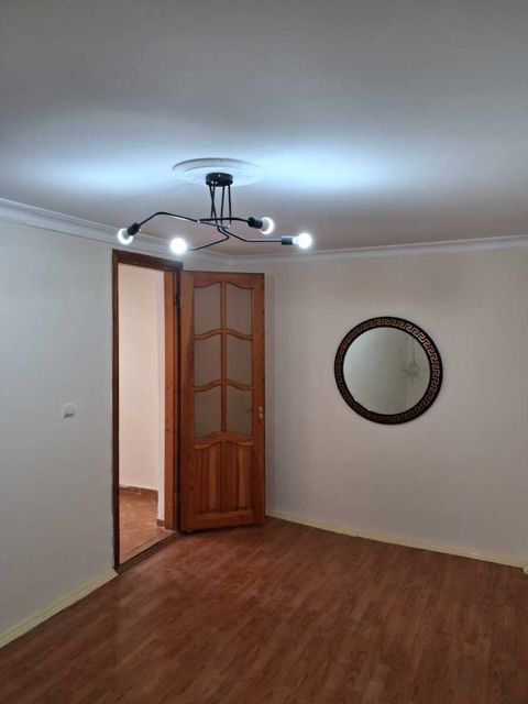 Satılır 1 otaqlı köhnə tikili 22 m² — Bakı
