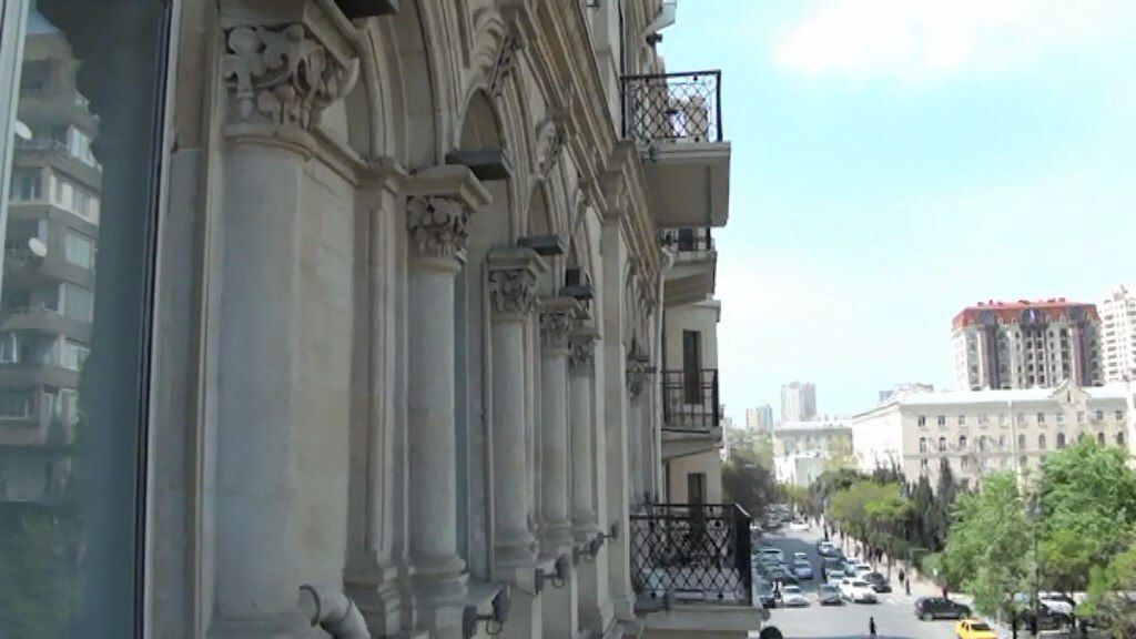 Satılır 6 otaqlı köhnə tikili 240 m² — Mənzil, Bakı (5)