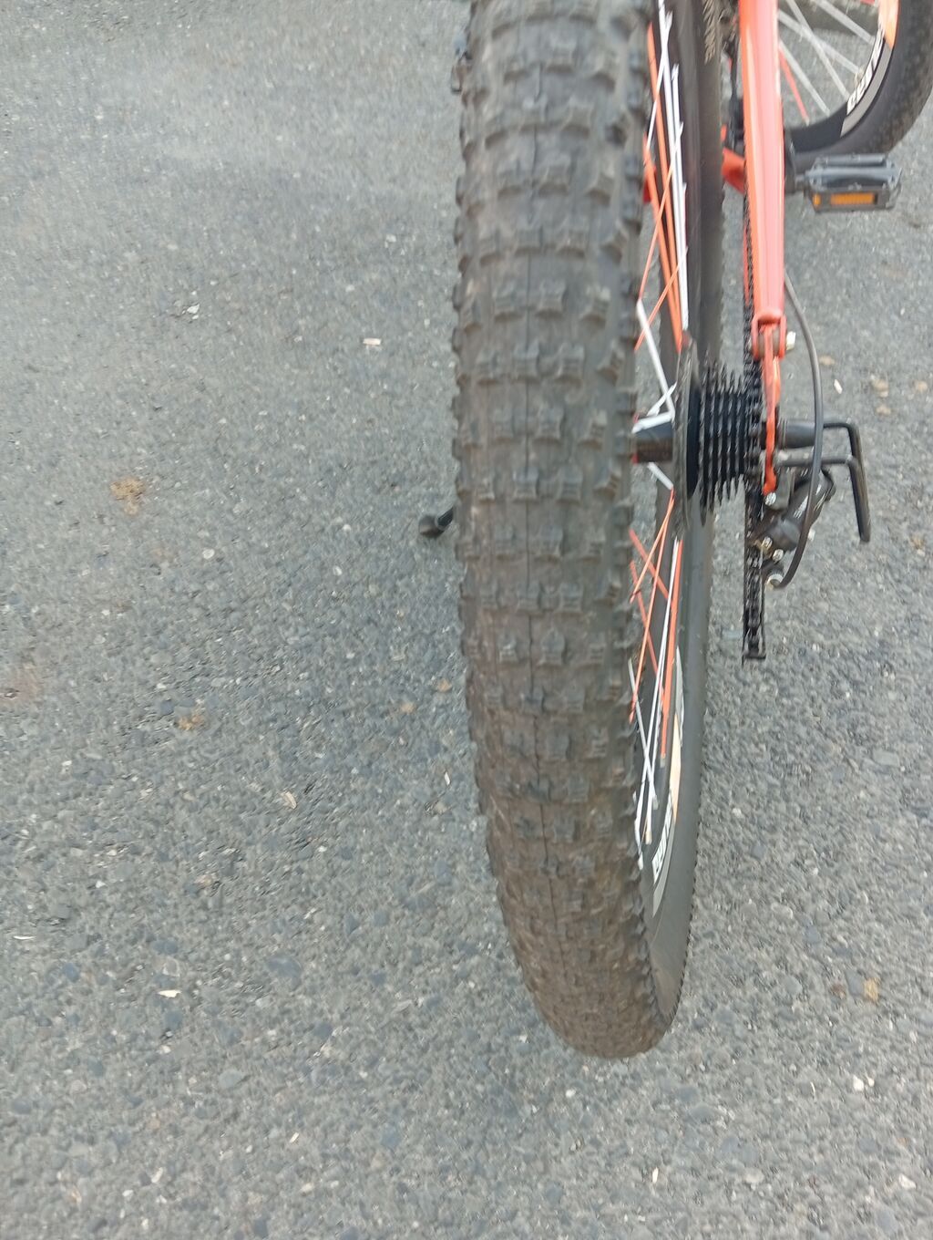 Salam velosped tecılı satılır heç bir problemi yoxdu üstündəki her şey — Dağ velosipedləri, Qax (3)