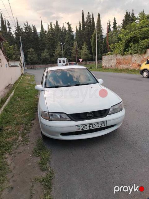 Opel Vectra, 2.0 L, 1996 il, 380 000 km — Zaqatala