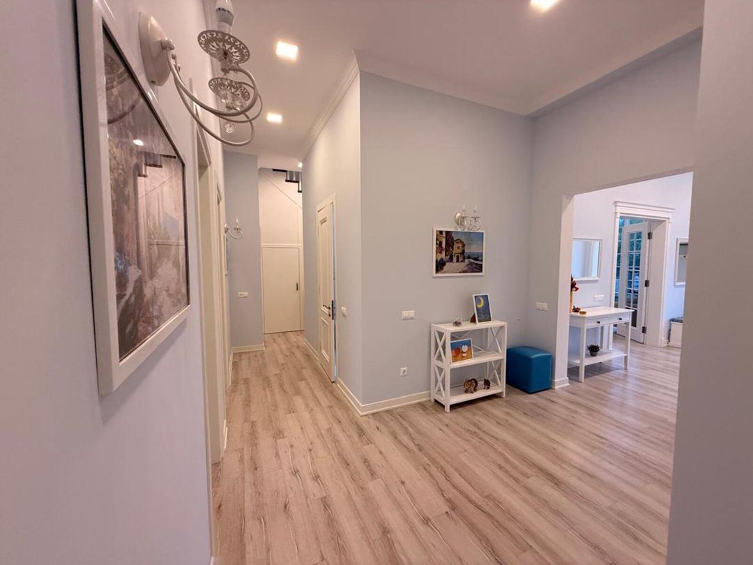 Satılır 5 otaqlı həyət evi/bağ evi 400 m² — Ev, villa, Bakı (10)