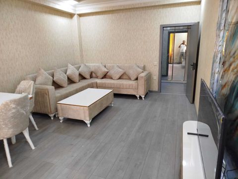 İcarəyə verilir 3 otaqlı köhnə tikili 90 m² — Bakı