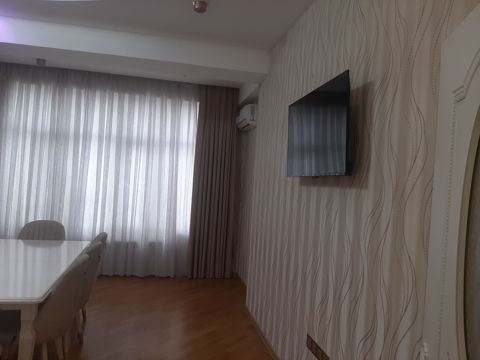 İcarəyə verilir 2 otaqlı yeni tikili 90 m² — Bakı
