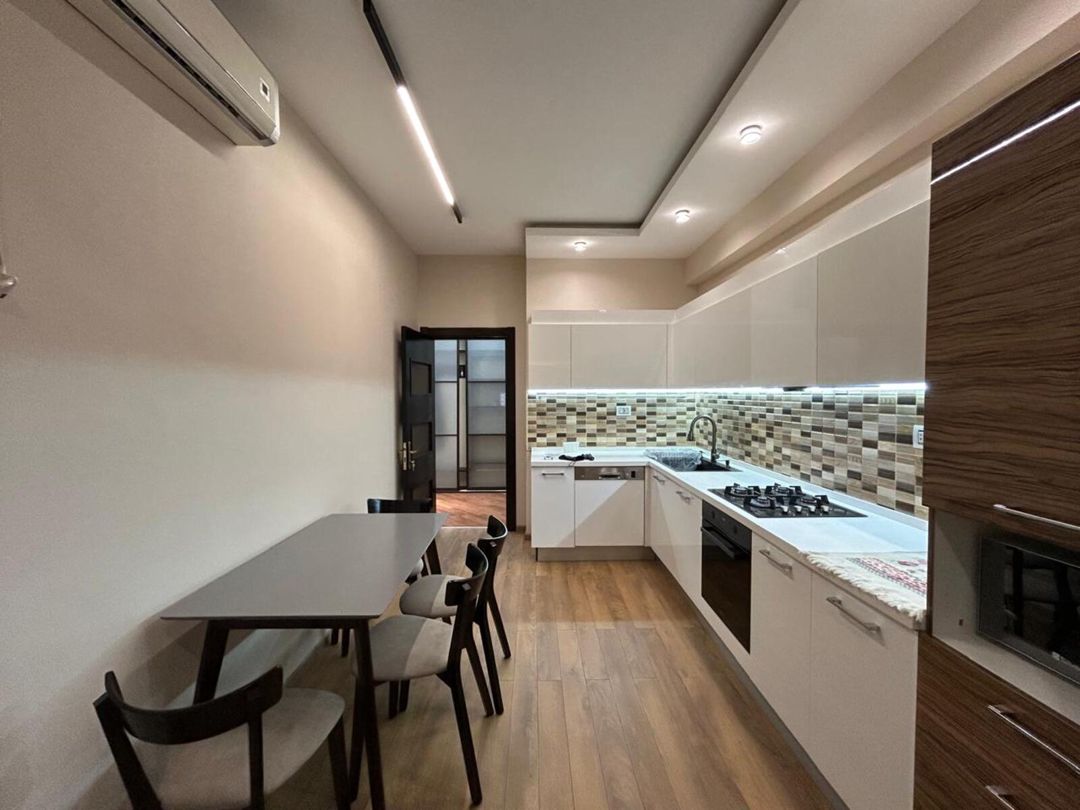 Satılır 3 otaqlı yeni tikili 130 m² — Mənzil, Bakı (5)