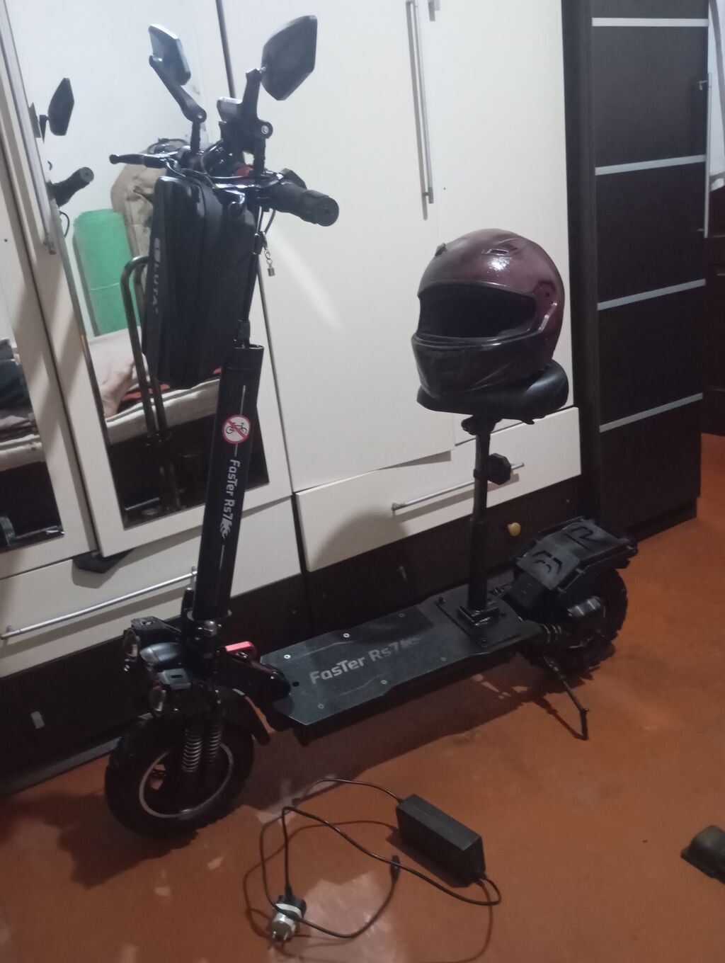FaSTer RS7 elektrik skuteri - Güclü ikili amortizatorlu ön asqı və — Skuterlər, Bakı (4)