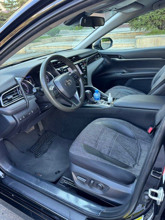 Toyota Camry, 2.5 L, 1.6 kWh, 2020 il, 92 600 km — Avtomobillər, Bakı (5)