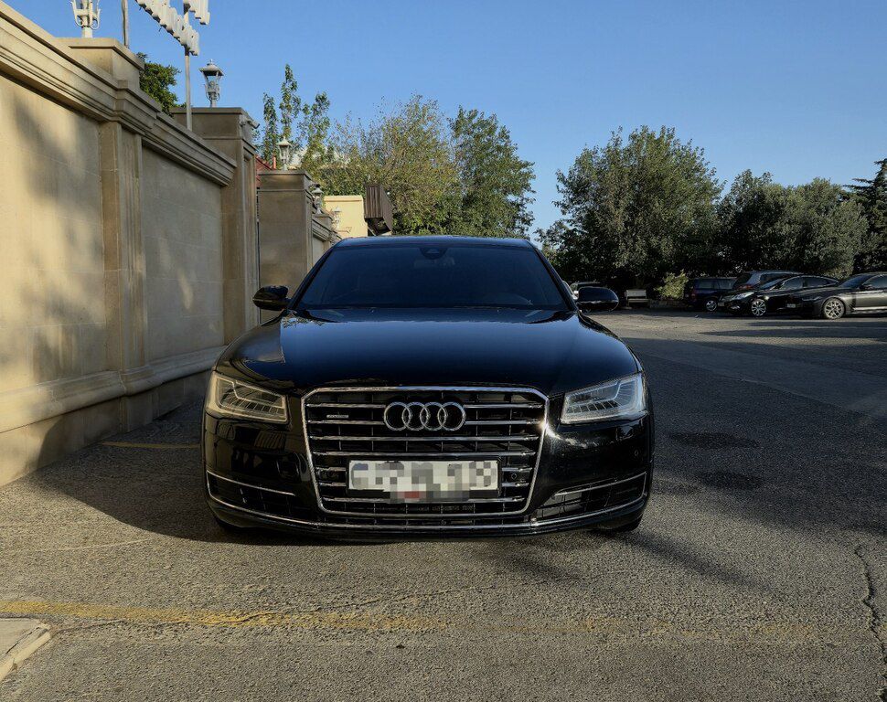Audi A8, 4.0 L, 2015 il, 189 000 km — Avtomobillər, Bakı (2)