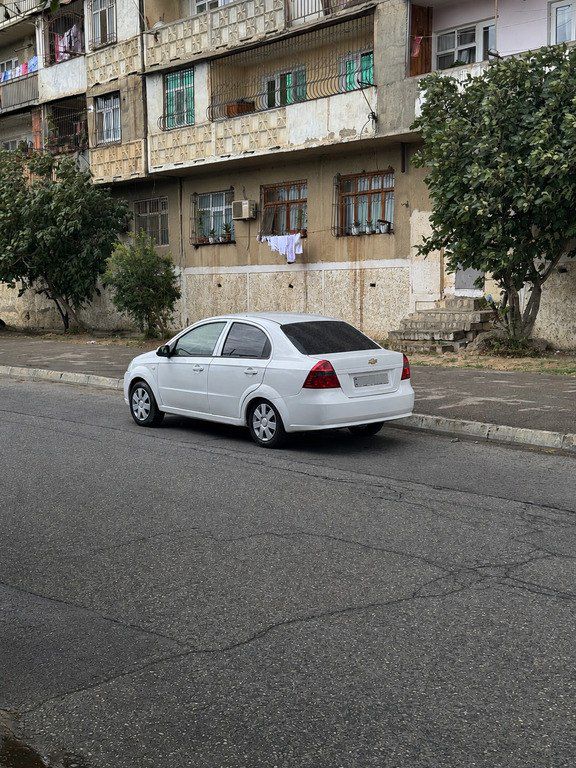 Chevrolet Aveo, 1.4 L, 2010 il, 280 000 km — Avtomobillər, Bakı (2)