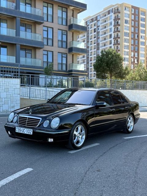 Mercedes E 220, 2.2 L, 2001 il, 300 000 km — Sumqayıt