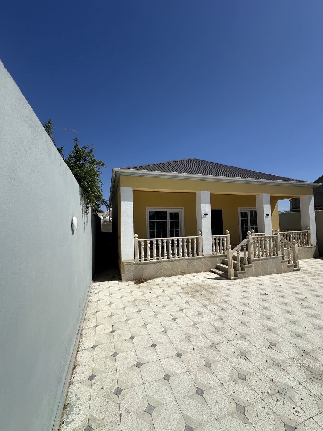 Satılır 3 otaqlı həyət evi/bağ evi 120 m² — Ev, villa, Bakı (2)