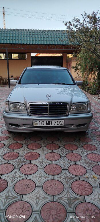 Mercedes C 180, 1.8 L, 1999 il, 255 112 km — Zərdab