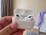 AirPods Pro — Аудиотехника