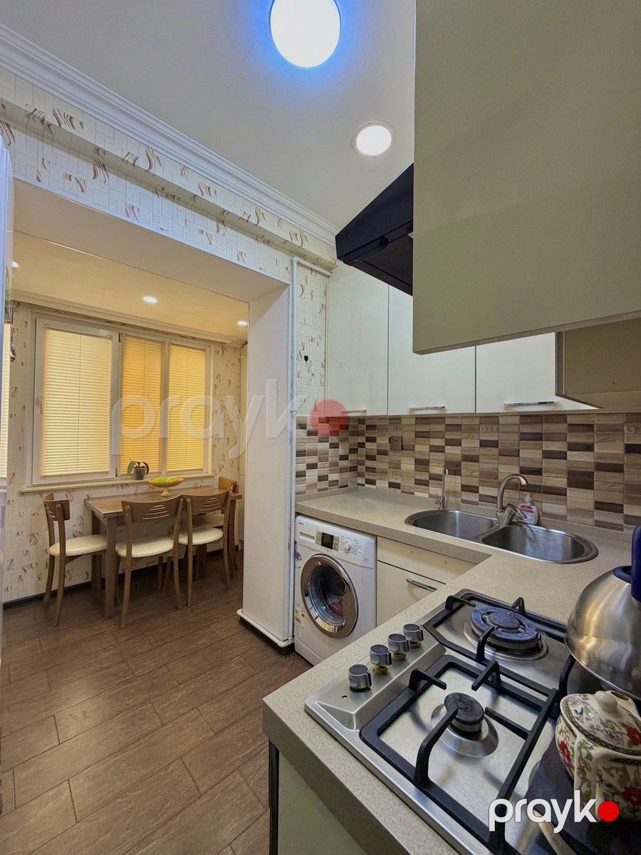 Satılır 2 otaqlı köhnə tikili 60 m² — Mənzil, Bakı (12)