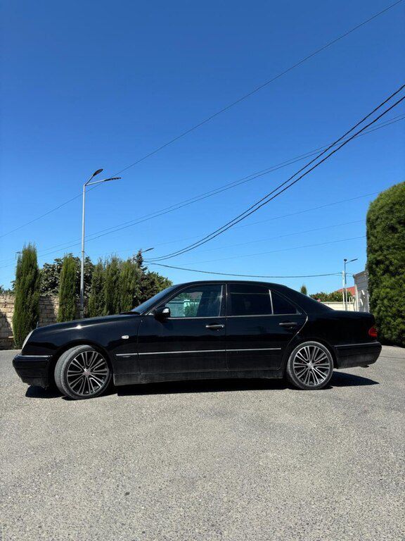 Mercedes E 280, 2.8 L, 1997 il, 376 251 km — Avtomobillər, Bakı (5)
