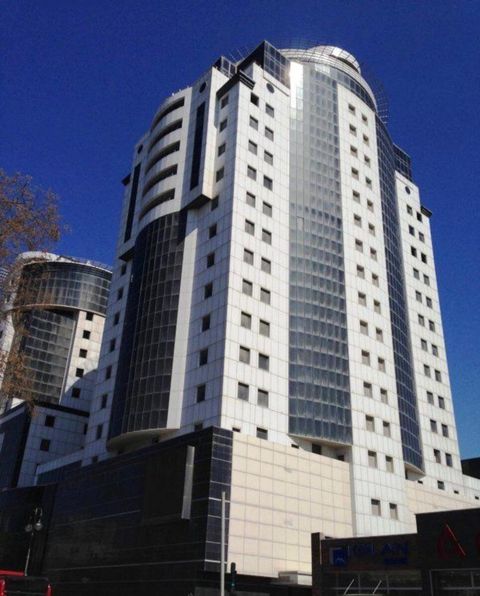 Satılır 8 otaqlı ofis 249 m² — Bakı