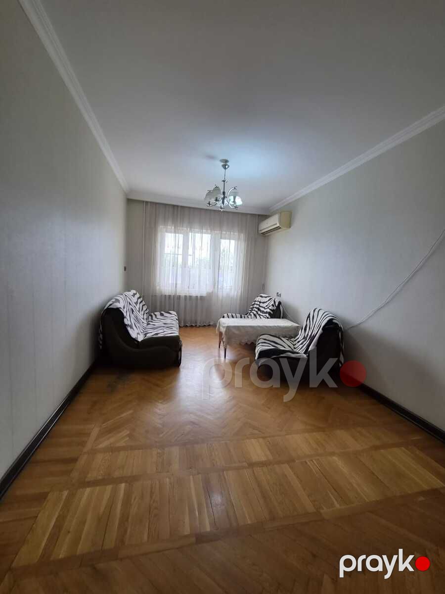 Satılır 4 otaqlı köhnə tikili 100 m² — Mənzil, Bakı (10)