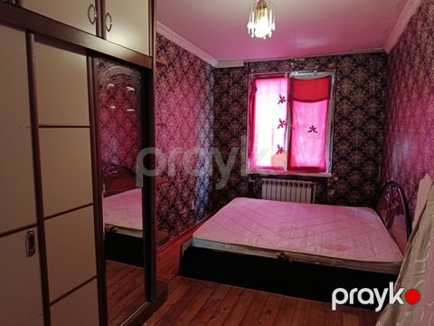 Satılır 2 otaqlı köhnə tikili 55 m²