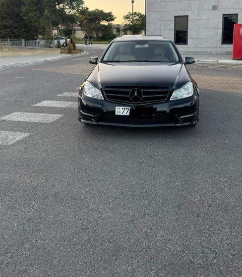 Mercedes C 250, 1.8 L, 2011 il, 245 000 km — Bakı