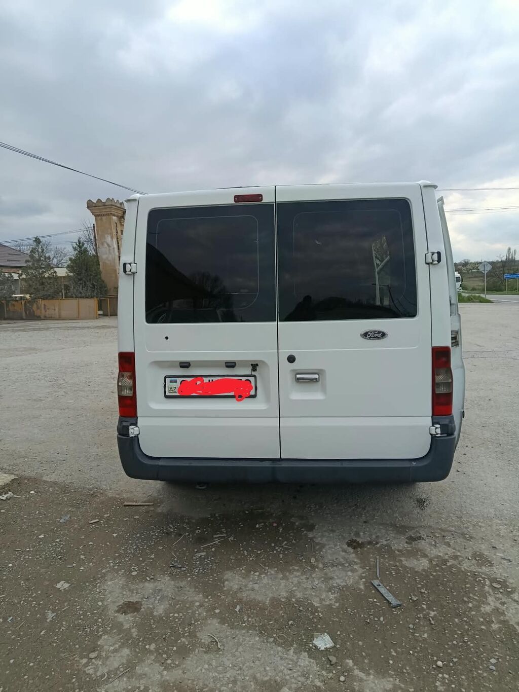 Ford Transit mikroavtobus/miniven Xüsusiyyətlər: - Korpus: ağ rəngli — Avtomobillər, Xaçmaz (2)