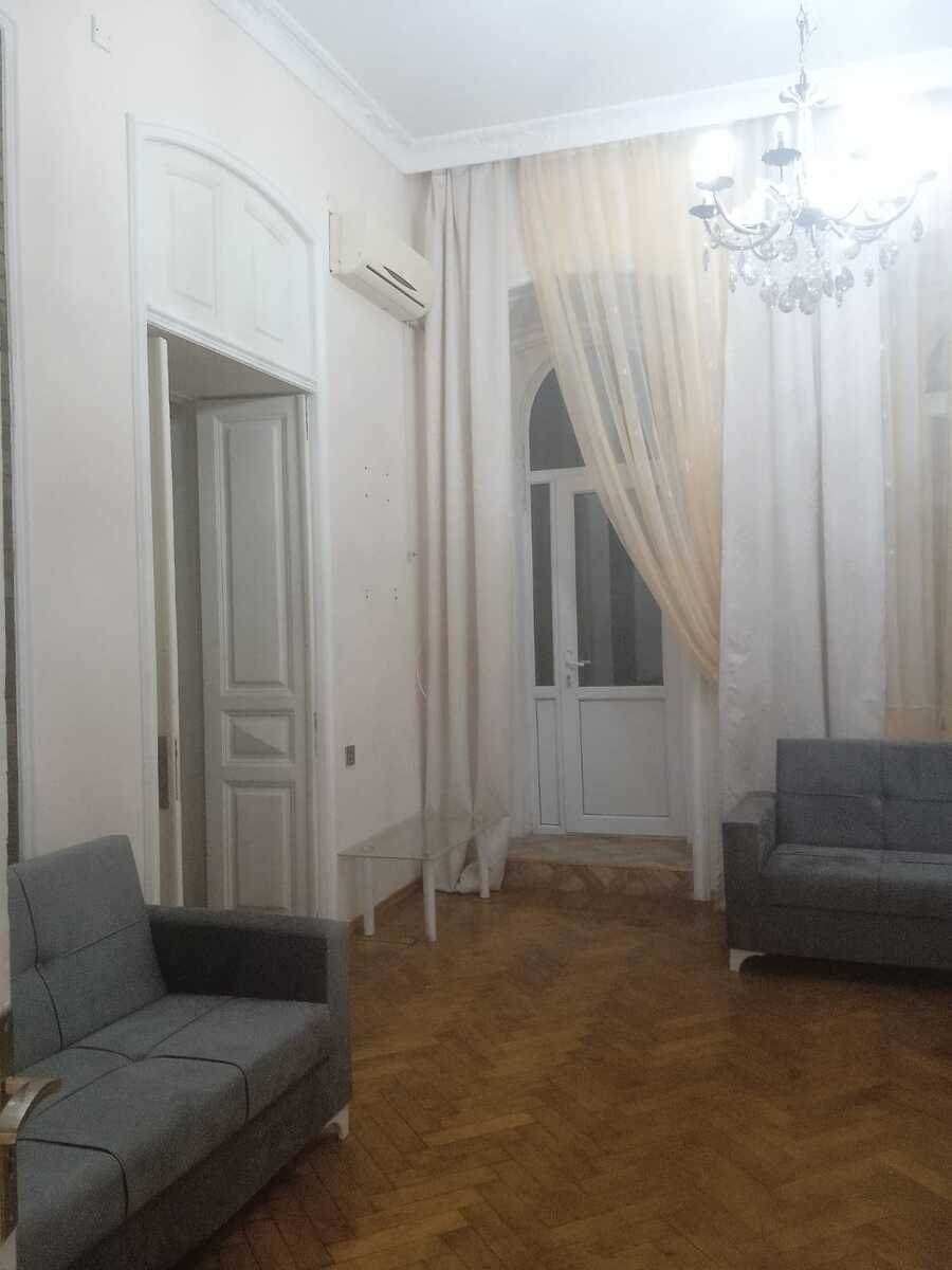 2-otaqlı mənzil kirayə verilir, Nizami küç., 65 m² — Mənzil, Bakı (7)