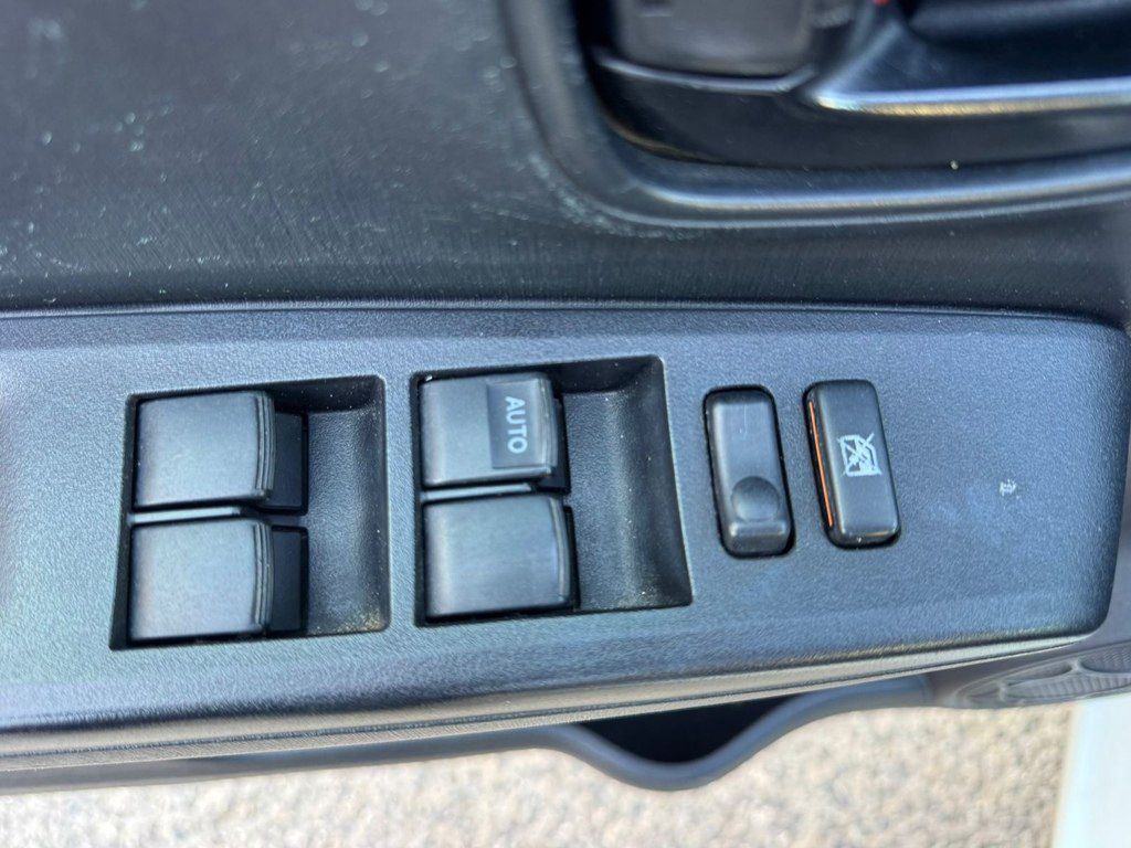 Toyota Yaris, 1.3 L, 2011 il, 225 800 km — Avtomobillər, Bakı (7)